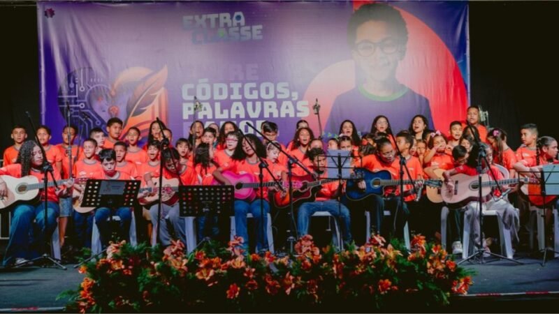 Projeto Extraclasse revela potencial de alunos em noite de apresentação cultural e pedagógica em Aripuanã