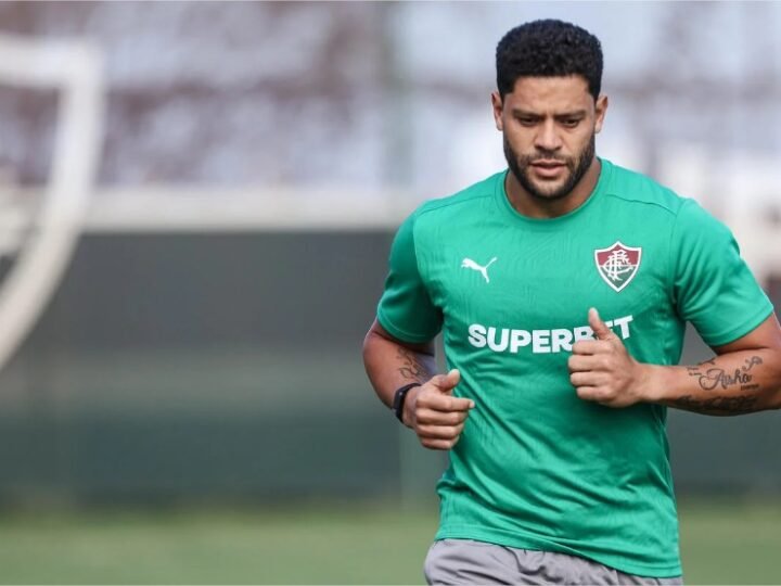 Hulk inicia trabalhos e treina pela primeira vez no Fluminense