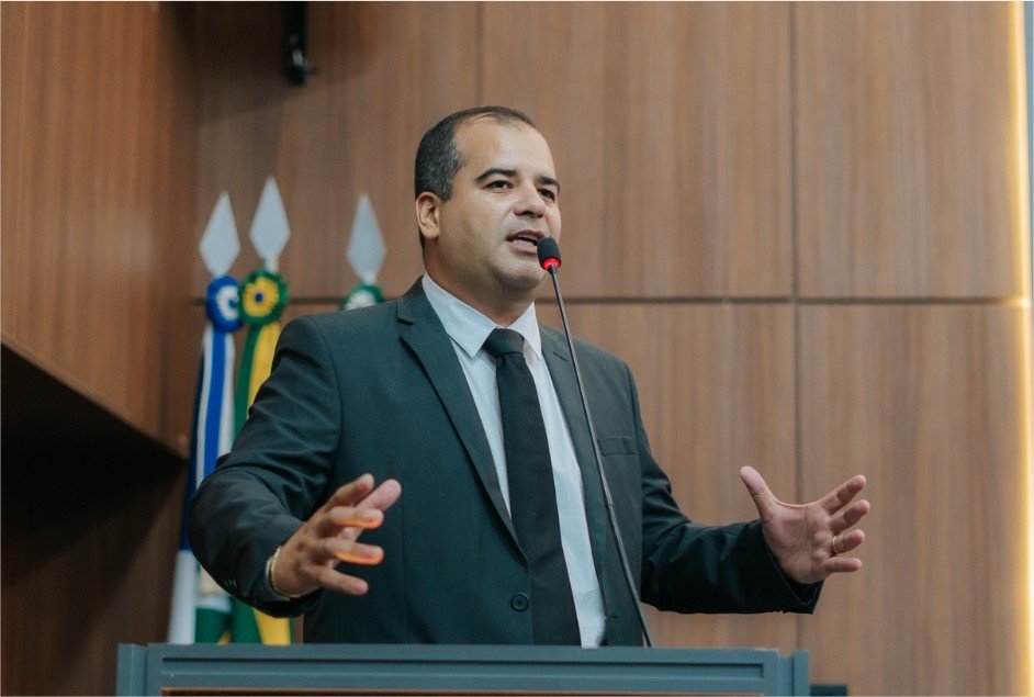 Ilde Taques cobra “palavra” e critica manobra por reeleição de Paula Calil na Câmara de Cuiabá