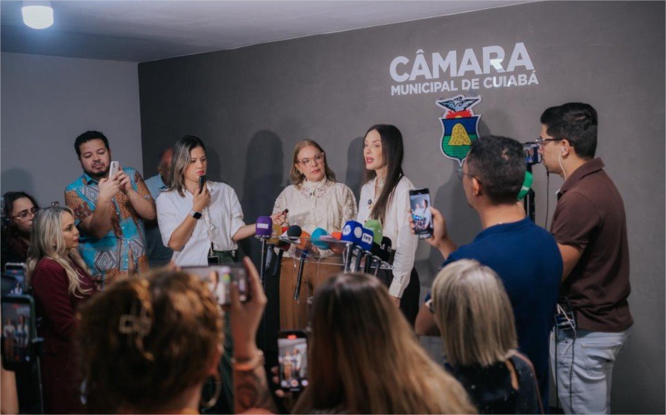 Janaina Riva se aproxima de bolsonaristas e pode quebrar resistência do PL com o MDB