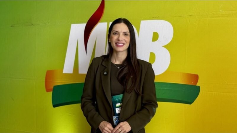 Janaina Riva continua liderando segundo voto para o Senado em nova pesquisa do MT Dados