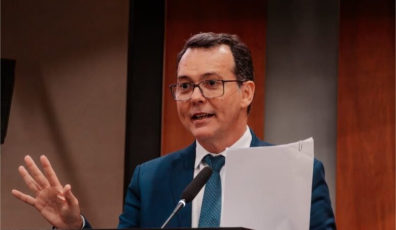 Lúdio apresenta emenda para manter Ouvidoria do Conselho Estadual de Saúde e aumentar representatividade