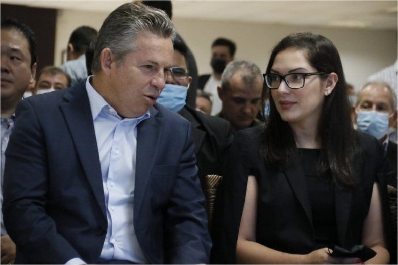 Mendes afirma que grupo debate aliança com MDB, mas Janaina é empecilho