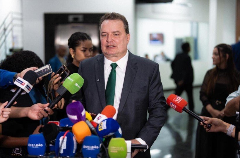 Max Russi elogia trabalho da CPI da Saúde e destaca importância da transparência sobre OSS