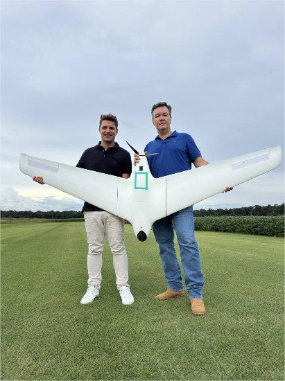 “Depois de Santos Dumont”: engenheiro de Sinop recordista munidal da aviação, inspira série sobre inovação regional