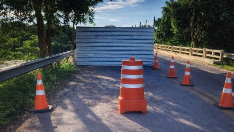 Sinfra restringe passagem de veículos pesados sobre ponte do Rio Cuiabá em Rosário Oeste