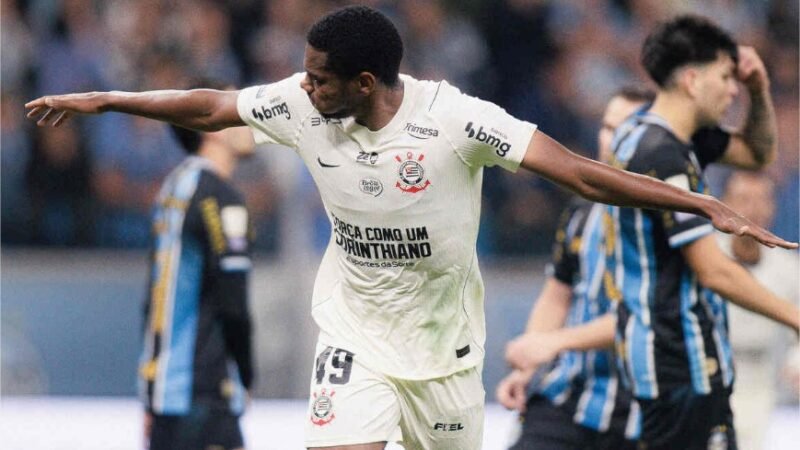 André brilha e Corinthians vence Grêmio de virada em Porto Alegre