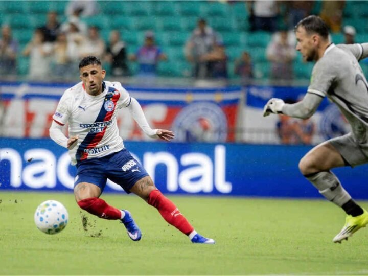 Em noite de presepadas dos goleiros, Botafogo cede a virada ao Bahia