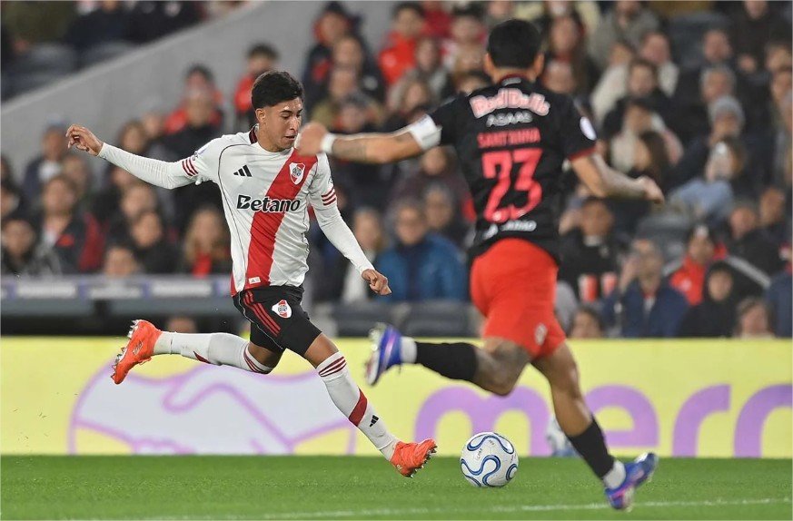 Bragantino vê vitória contra o River Plate escapar com gol nos acréscimos