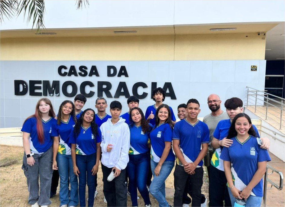 Seduc e TRE-MT mobilizam estudantes da Rede Estadual para tirar o primeiro título de eleitor
