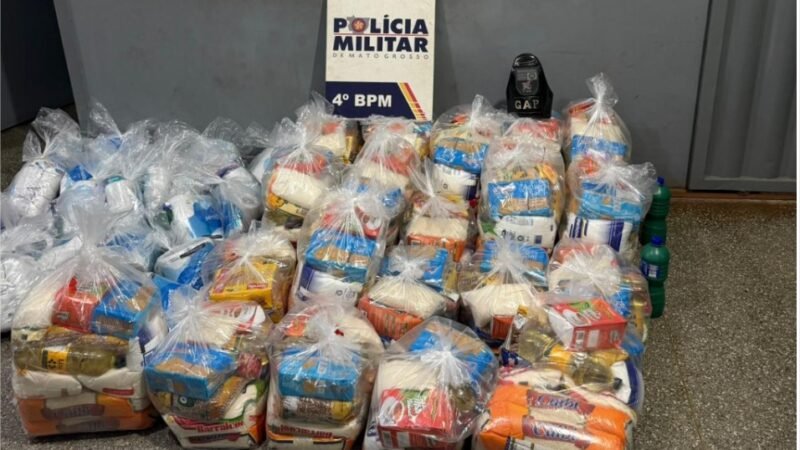 PM prende mulher e apreende 45 sacolões com alimentos e produtos de limpeza de facção criminosa