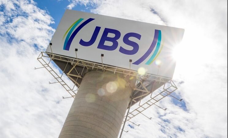 Com 12 fábricas em MT, JBS tem lucro de US$ 221 milhões no primeiro trimestre de 2026