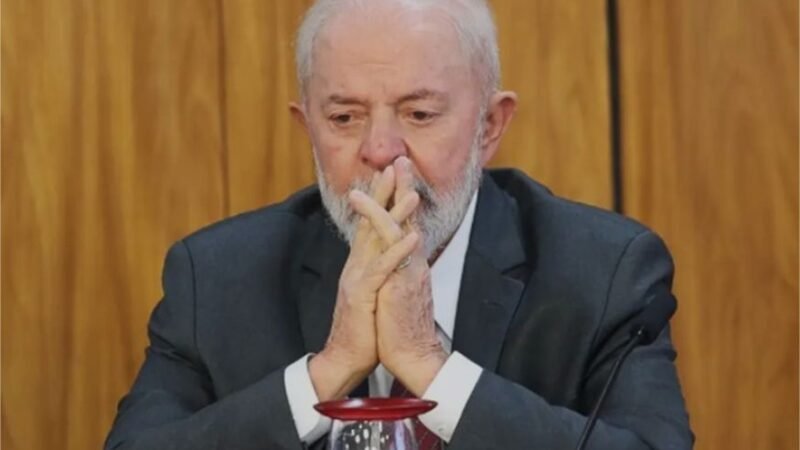 Datafolha aponta que reprovação ao governo Lula chega a 39%