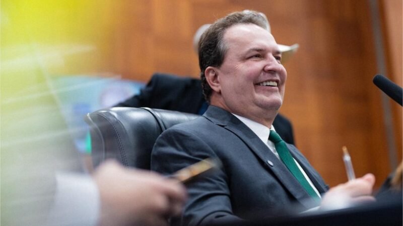 Max Russi articula solução humanitária para evitar despejo de milhares de famílias em Cuiabá