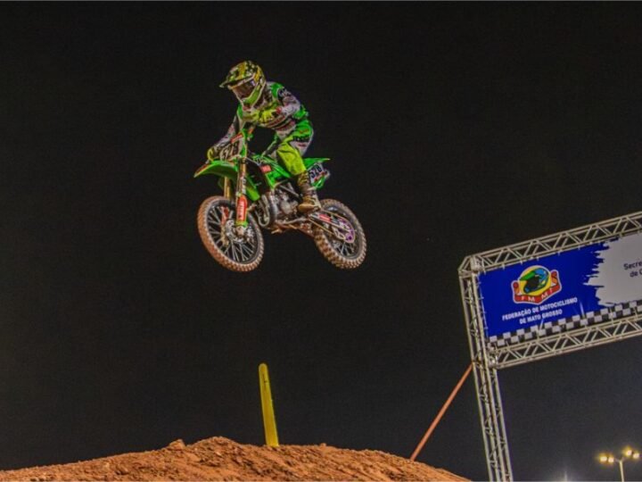 Primeira corrida noturna do MX1GP Brasil lota Parque Novo Mato Grosso e movimenta economia