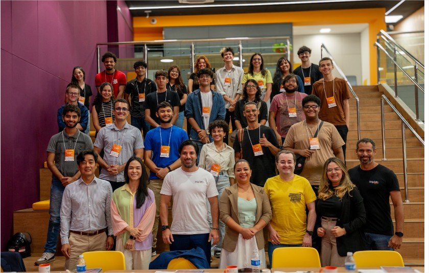 Projeto social forma jovens em vulnerabilidade social e garante 29,4% de empregabilidade imediata no setor de TI em Cuiabá