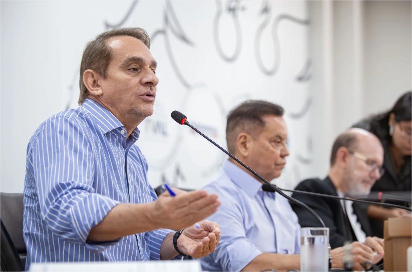 Wilson Santos sugere projeto para barrar esgoto e lixo nos rios e cursos d´água em MT