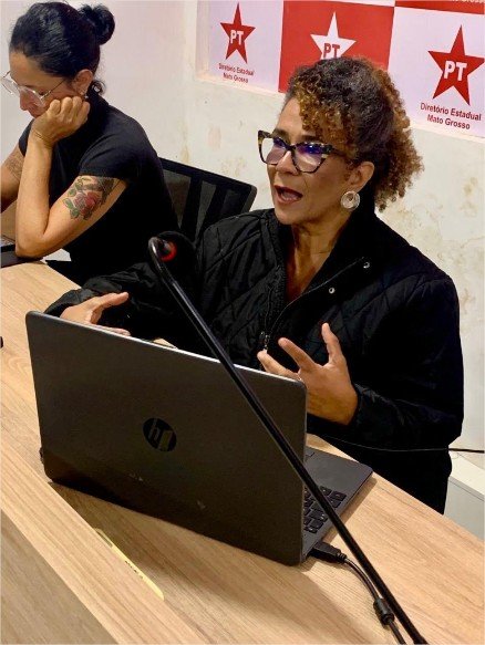 Edna Sampaio propõe construção de PEC para fortalecer direitos das mulheres