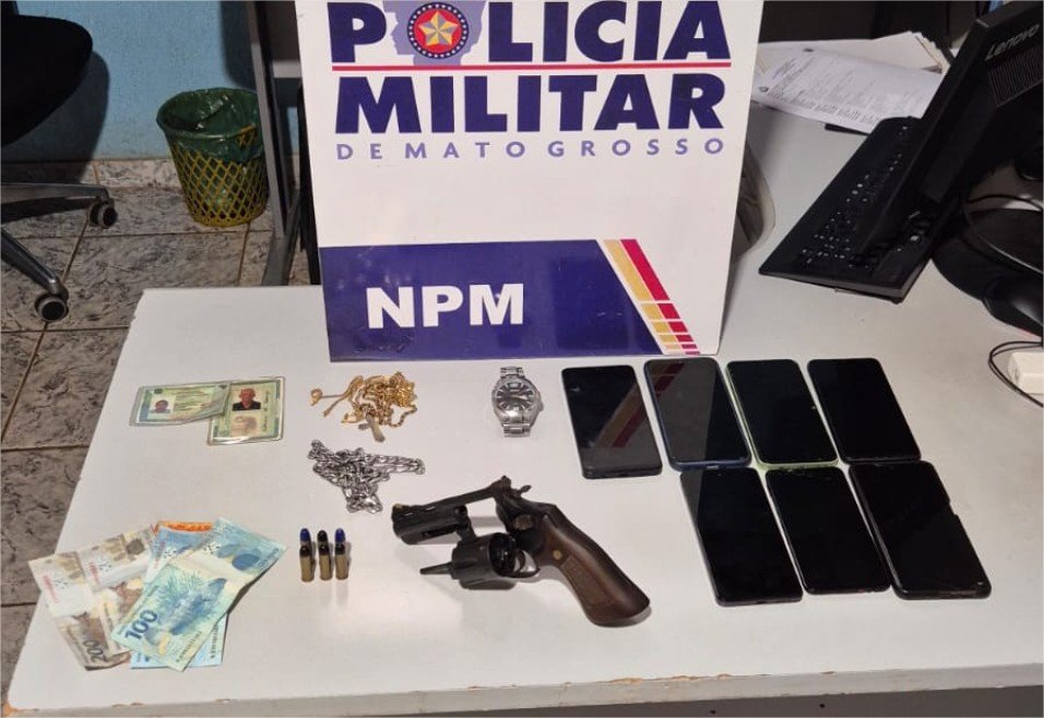 Polícia Militar conduz oito faccionados por ameaça e extorsão em Carlinda