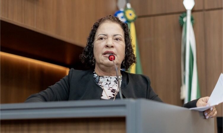 Baixinha Giraldelli defende atendimento mais ágil e acessível na saúde