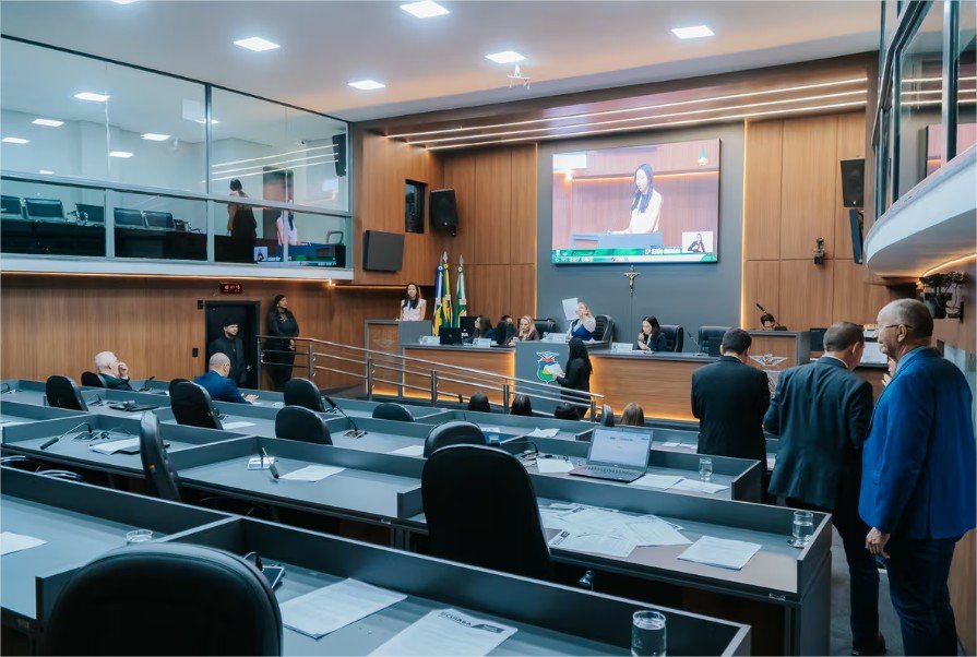 Câmara tenta destravar três CPIs e libera prazo para vereadores manterem ou retirarem assinaturas