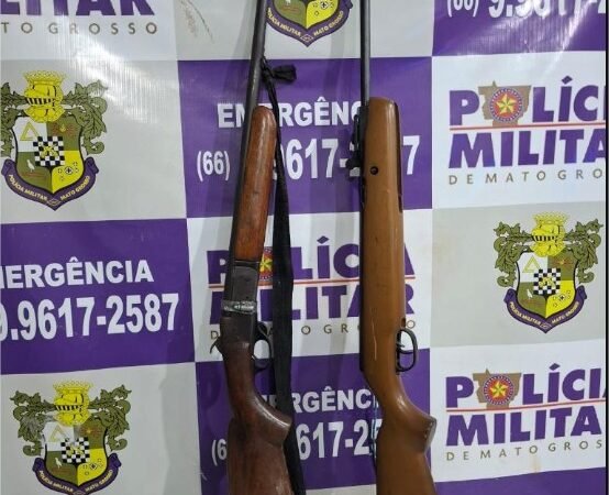 PM localiza mulher que fugiu de agressões e ameaças e prende homem com armas de fogo