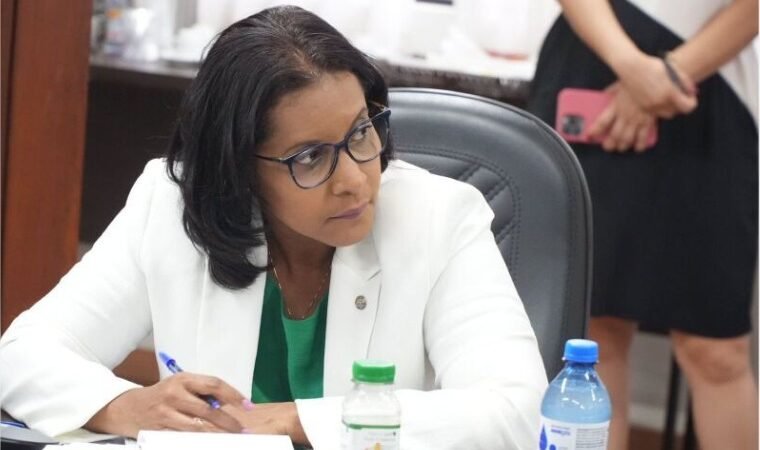 Gisela declara apoio a Pivetta e diz que apoiaria Jayme ao Senado