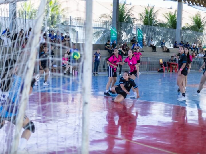 Handebol abre a segunda semana dos JECs 2026 com integração, participação estudantil e incentivo ao esporte