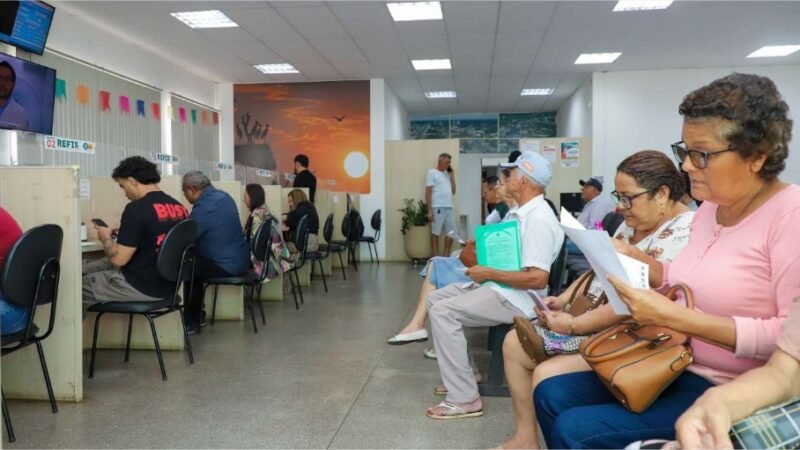 Prefeitura de Várzea Grande mantém atendimento para IPTU, Alvará e Refis com descontos de até 80%