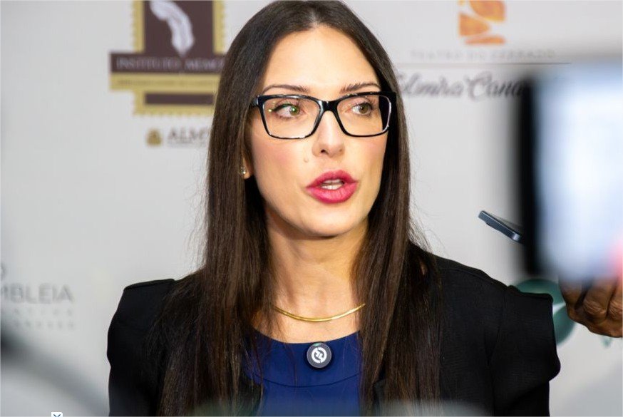 Janaina diz que conversará com Pivetta, WF e Jayme por aliança