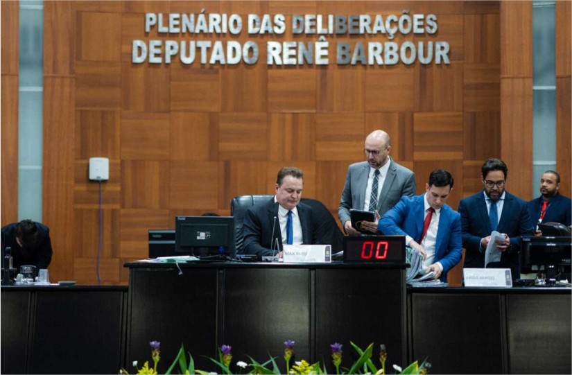 Max celebra derrubada de veto que isenta Apaes da cobrança da Tacin