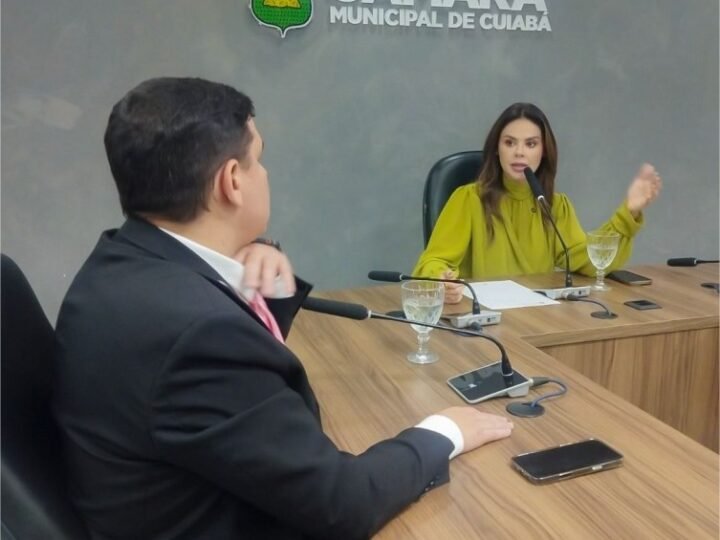 Faixa elevada começa a ser implantada em frente à Escola Cem, no CPA II