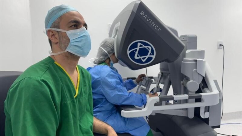Hospital Central amplia cirurgias robóticas para pacientes do SUS