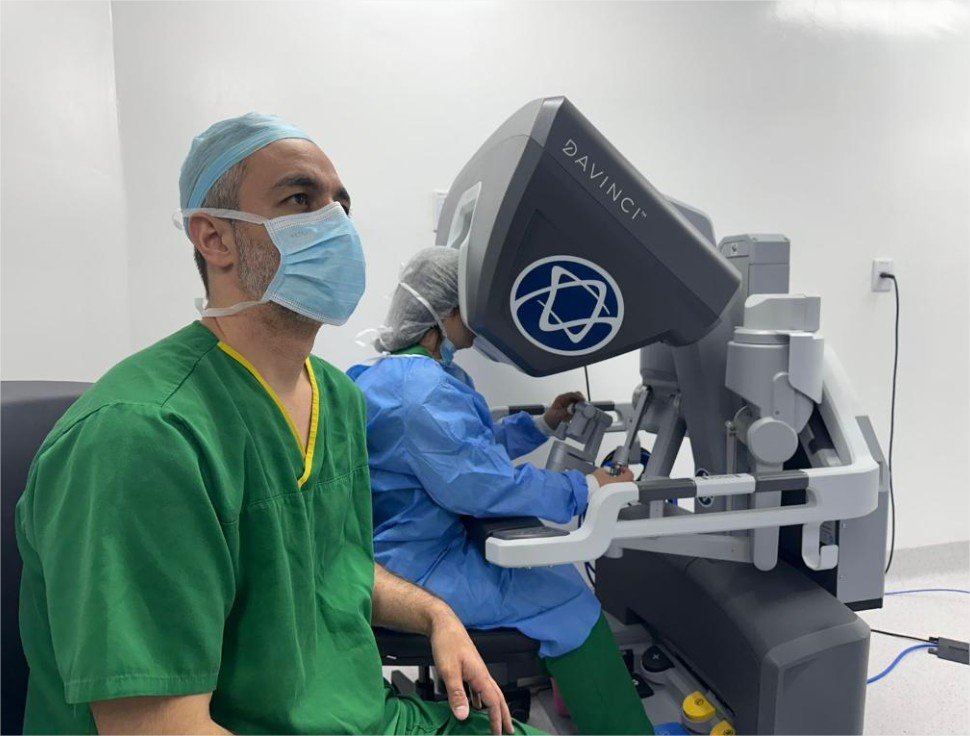 Hospital Central amplia cirurgias robóticas para pacientes do SUS