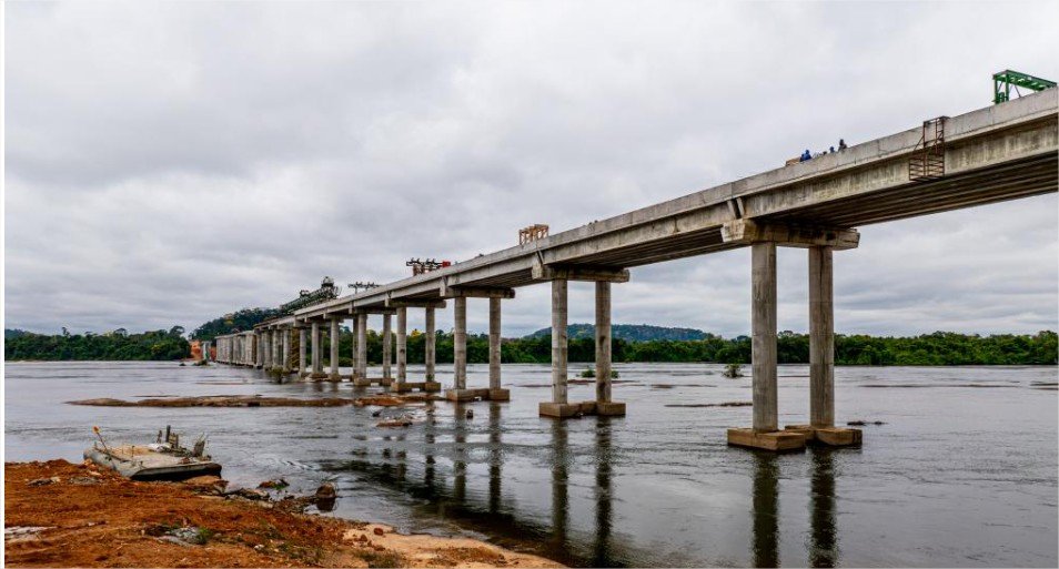 De estado em crise a referência nacional em investimentos: Governo de MT ampliou em 600% recursos aplicados em obras e ações