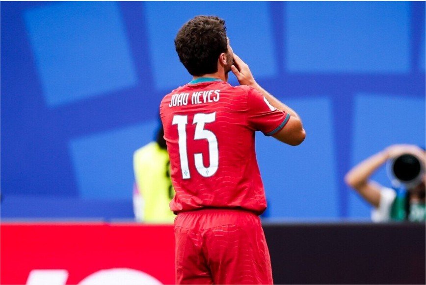 João Neves ameniza empate de Portugal e sai em defesa de Cristiano Ronaldo: “Jogou bem”
