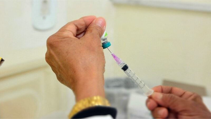 Várzea Grande recolhe doses da vacina Butantan-DV e mantém aplicação da Qdenga conforme orientação do Ministério da Saúde