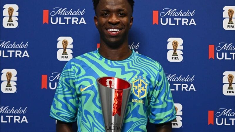 Vini Jr é eleito melhor em campo e assume protagonismo do Brasil na estreia da Copa