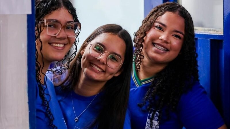 Inscrições em programa de estágio para alunas do Ensino Médio terminam no dia 30 de junho