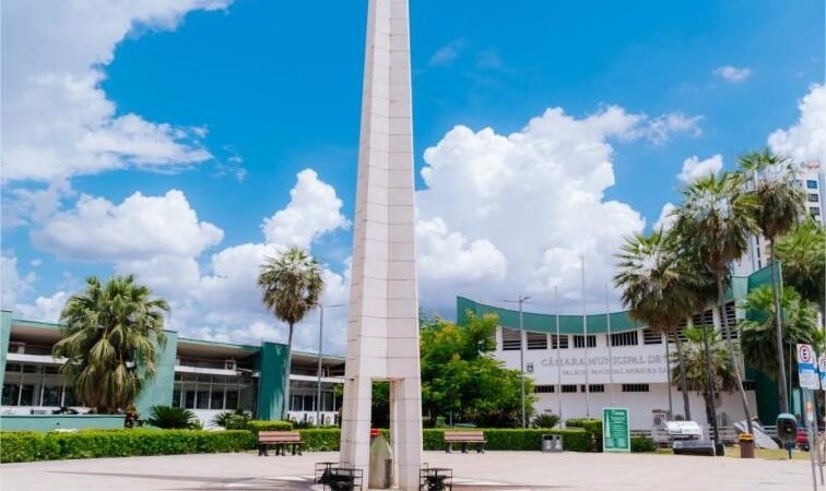 Comissão especial marca novo passo da Câmara de Cuiabá para realização de concurso público