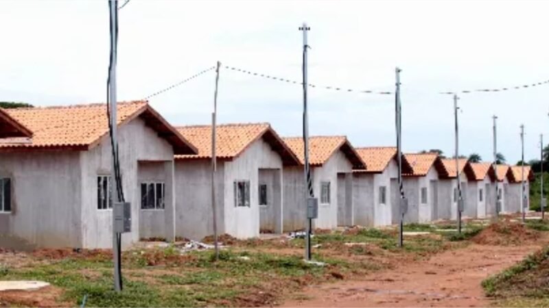 ALMT dará prioridade a projeto de R$ 1,5 bilhão para construção de 60 mil casas populares