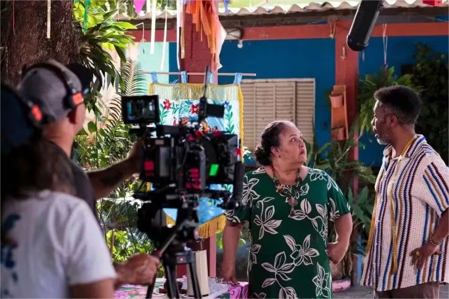 Comédia romântica 100% cuiabana estreia na ‘Tela Quente’ e leva siriri para todo Brasil na Globo: ‘filme leve e divertido’
