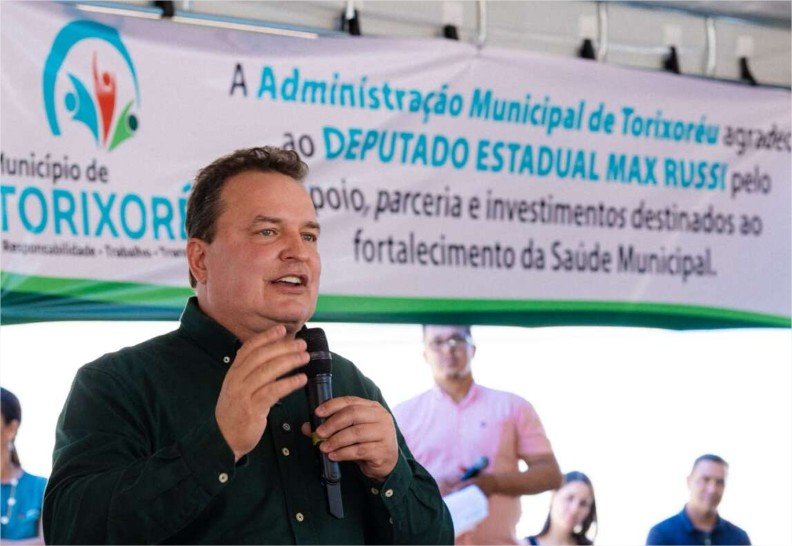 “Obra que salva vidas”, diz Max Russi durante entrega de hospital reformado em Torixoréu