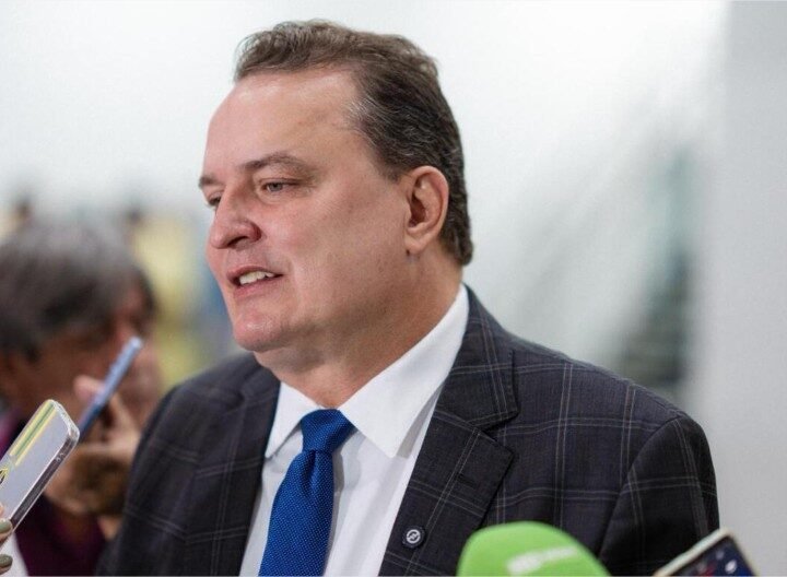 Respeite o idoso, olhe com carinho, porque amanhã será você