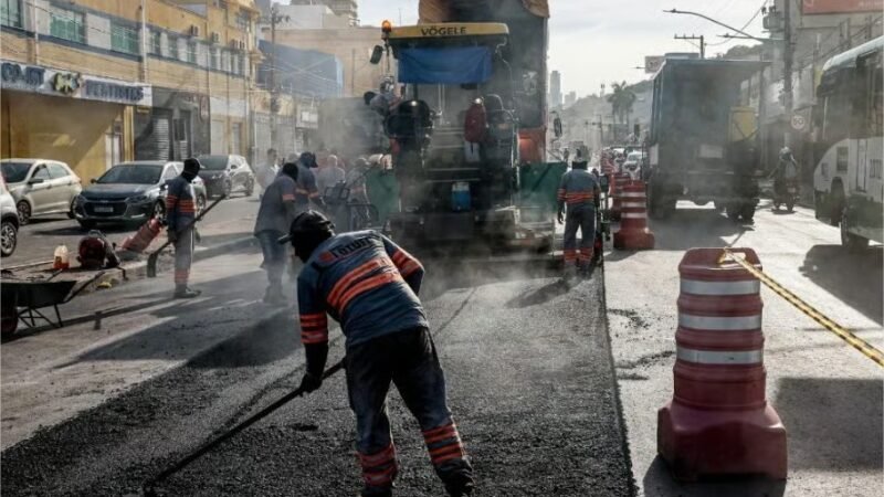 Pivetta garante conclusão das faixas do BRT na próxima semana; ônibus elétricos começam a rodar em dezembro