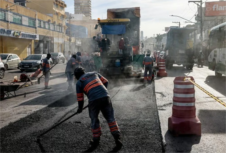 Pivetta garante conclusão das faixas do BRT na próxima semana; ônibus elétricos começam a rodar em dezembro