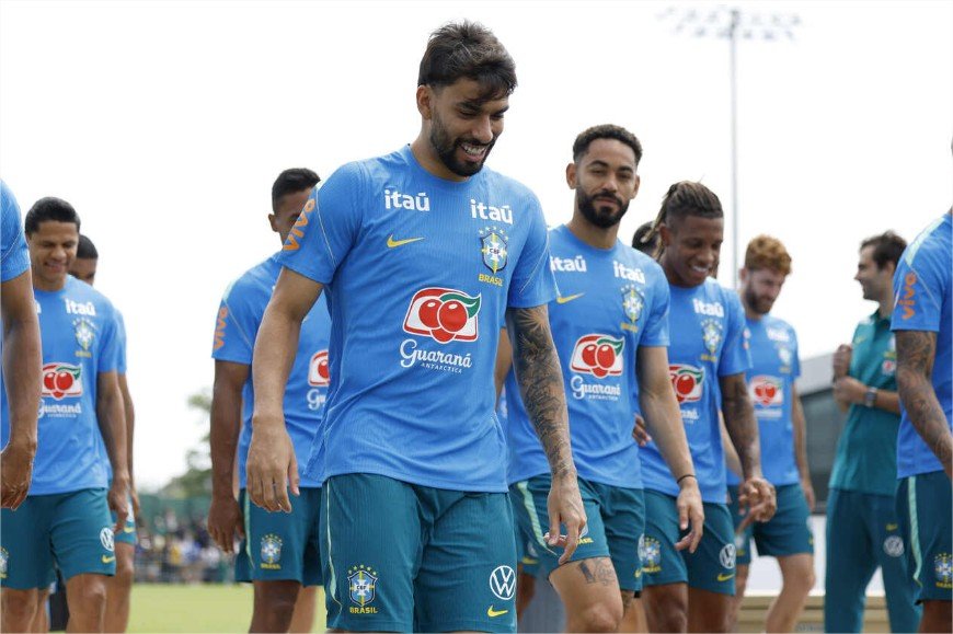 Ancelotti repete equipe e encaminha escalação do Brasil para estreia na Copa