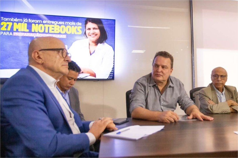 Após articulação de Max, Estado e Prefeitura avançam em acordo para regularizar área ocupada por 1,8 mil famílias