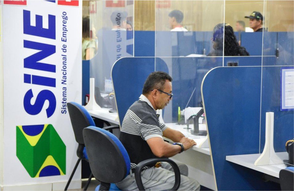 Sine disponibiliza mais de 2 mil vagas de empregos nesta semana em Mato Grosso