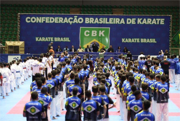 Atletas da Shotokan representando MT enfrentam seletiva para o Pan-Americano no Aecim Tocantins